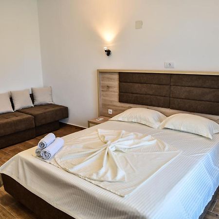 Casa Sinani 호텔 울친 외부 사진