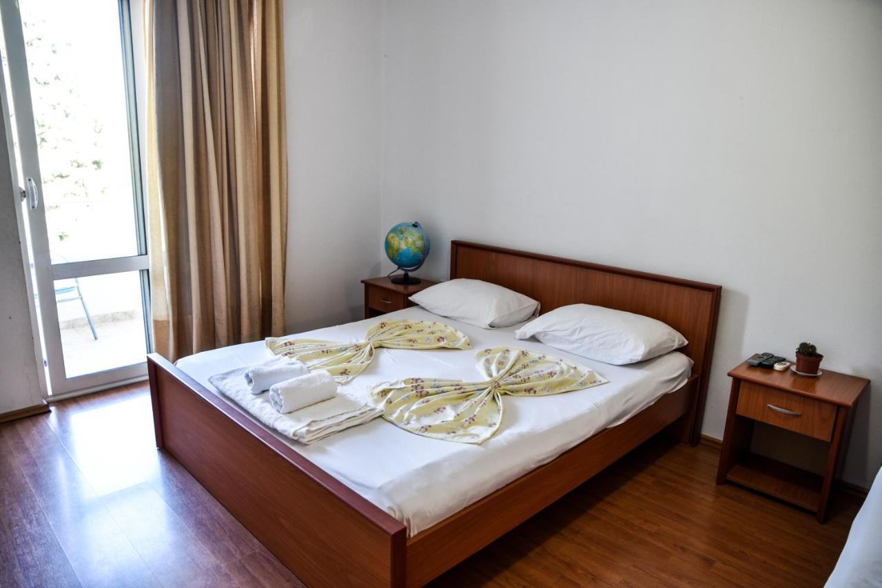 Casa Sinani 호텔 울친 외부 사진