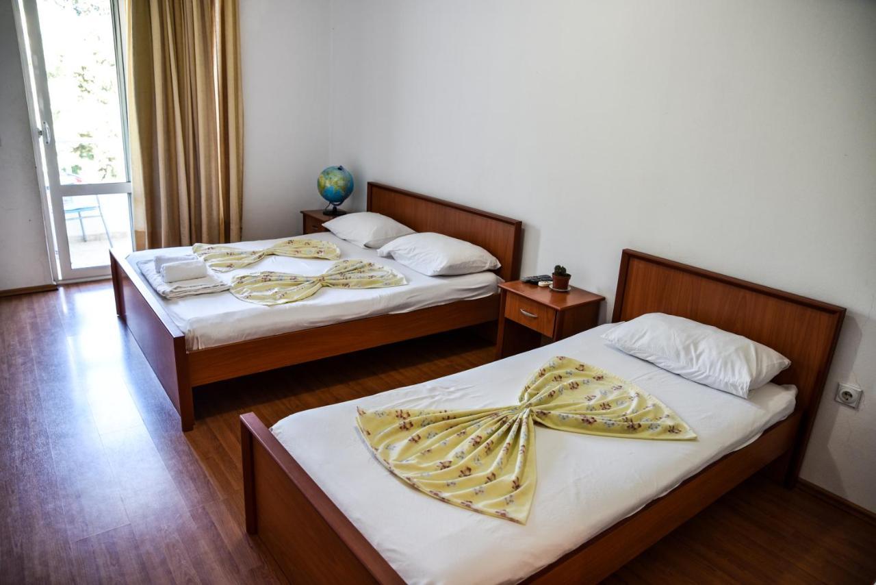 Casa Sinani 호텔 울친 외부 사진